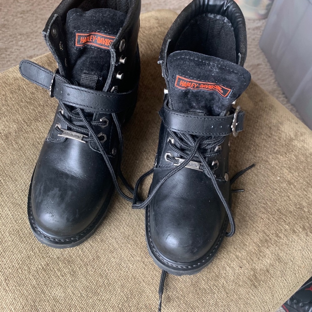 Harley-Davidson Black Leather Combat Boots with Silver Hardware - Picture 3 of 11